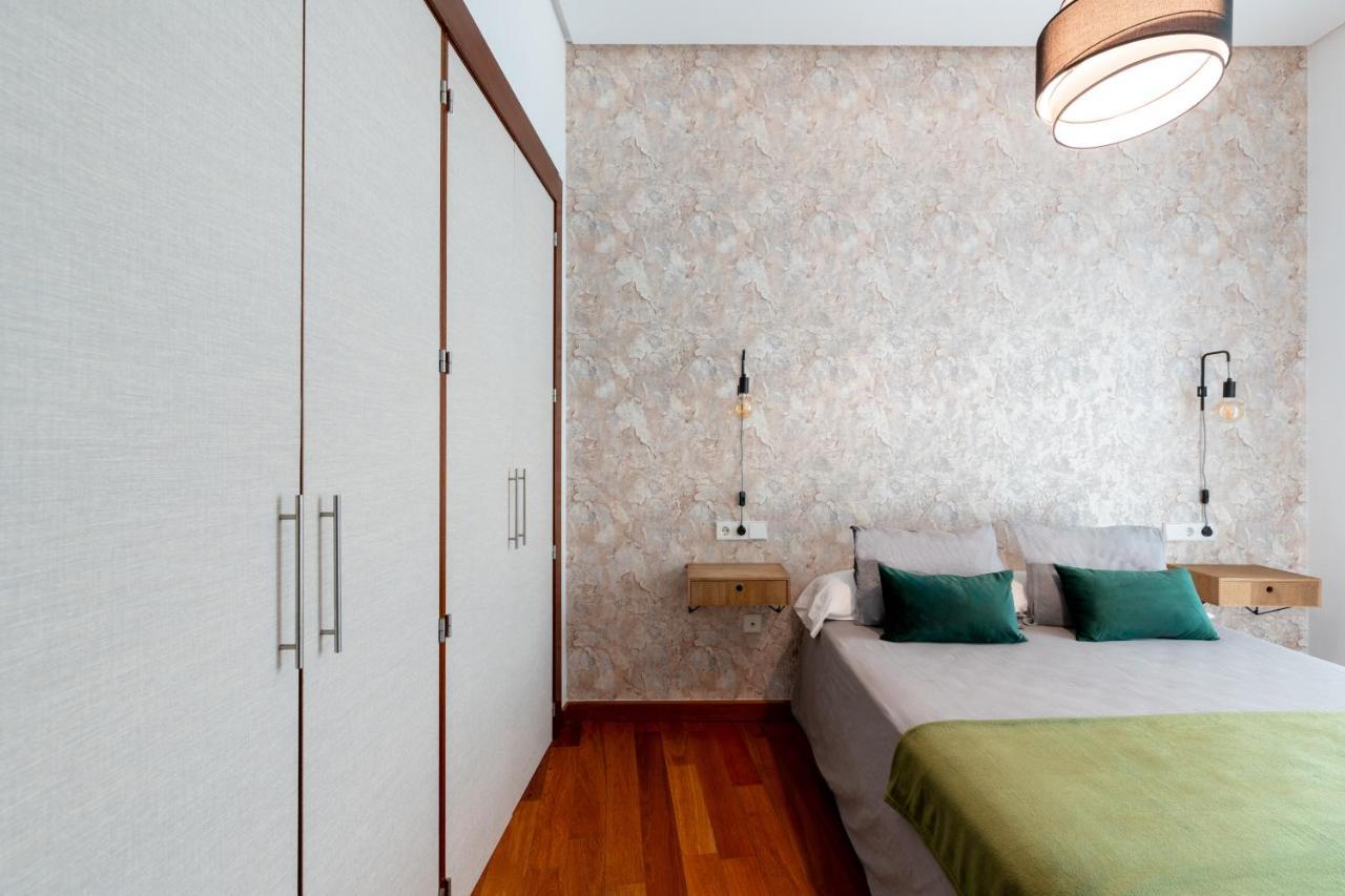 Ry Aparcamiento Incluido Junto A Catedral Ideal Parejas Sevilla Eksteriør billede