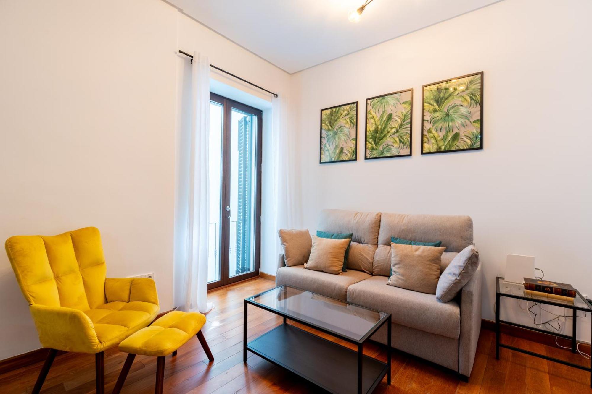 Ry Aparcamiento Incluido Junto A Catedral Ideal Parejas Sevilla Eksteriør billede